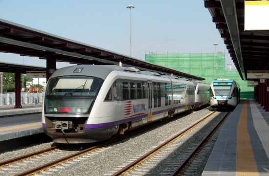 Urban railroad announces changes in schedules to Athens airport on March 23-26
